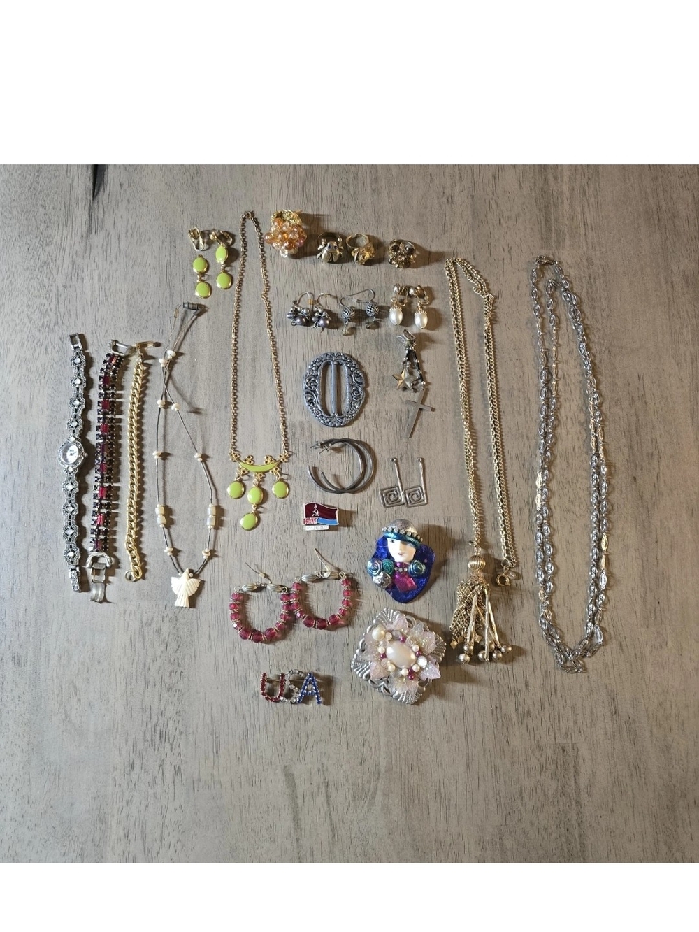 VINTAGE ASSORTED JEWELRY LOT / 24 Pieces